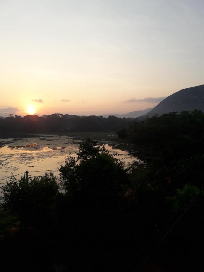 Lake View Dambulla Esterno foto